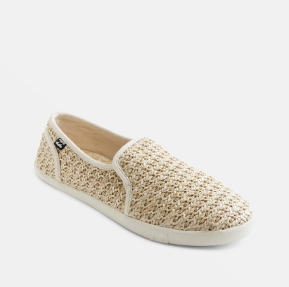 Billabong Del Sol slip on shoes in Oatmeal, size 8, NWT - Picture 2 of 7